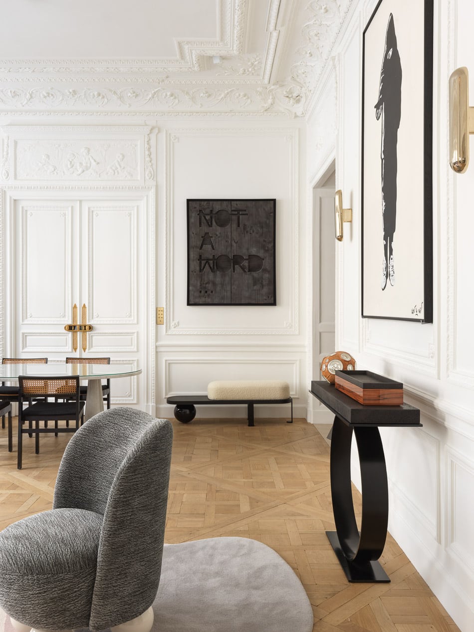 Echo Console by Le Berre Vevaud, black lava top