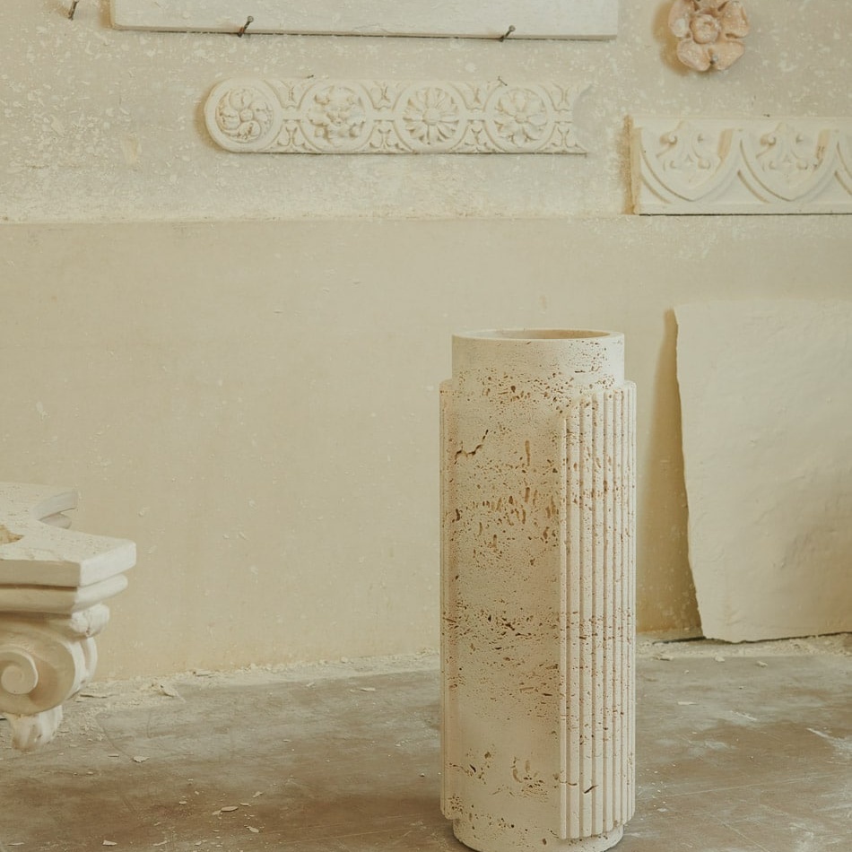 Itsasargia Vase by Le Berre Vevaud
